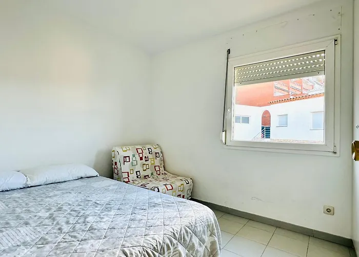 Global Immo 3140 Rocmar Apartament *